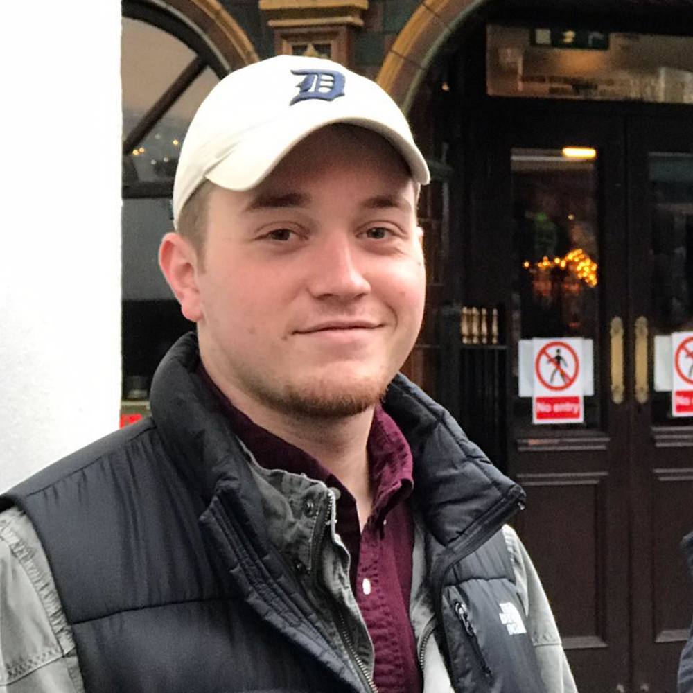 Meet your Posher, Colin